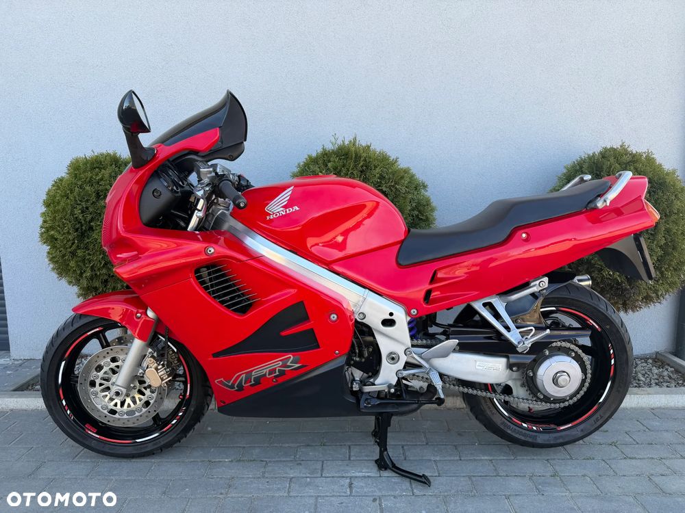 Honda VFR - 6