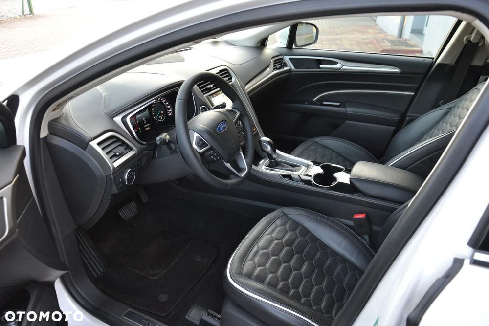 Ford Mondeo 2.0 TDCi Bi-Turbo PowerShift-Aut Vignale - 17