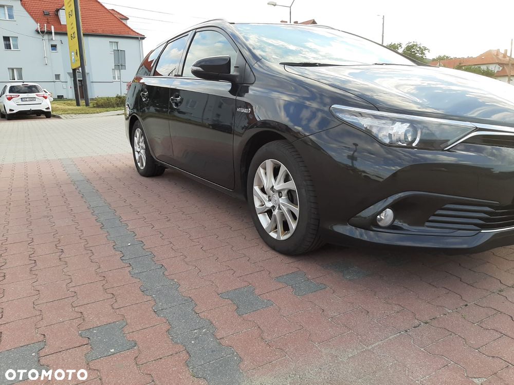 Toyota Auris Hybrid 135 Premium - 5