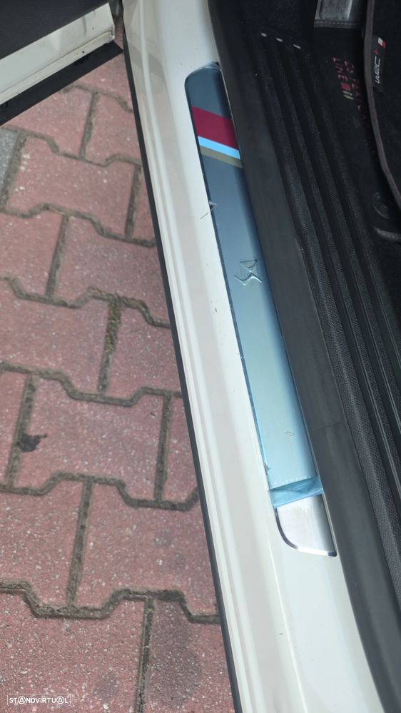 DS DS7 Crossback 2.0 BlueHDi Performance Line EAT8 - 11