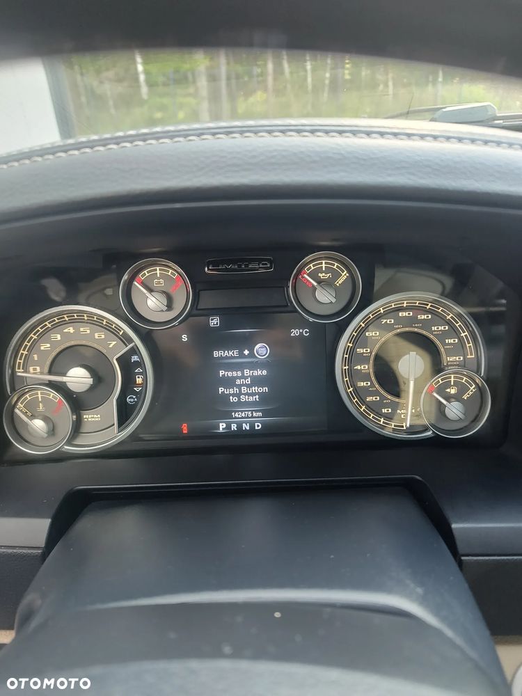 RAM 1500 - 22