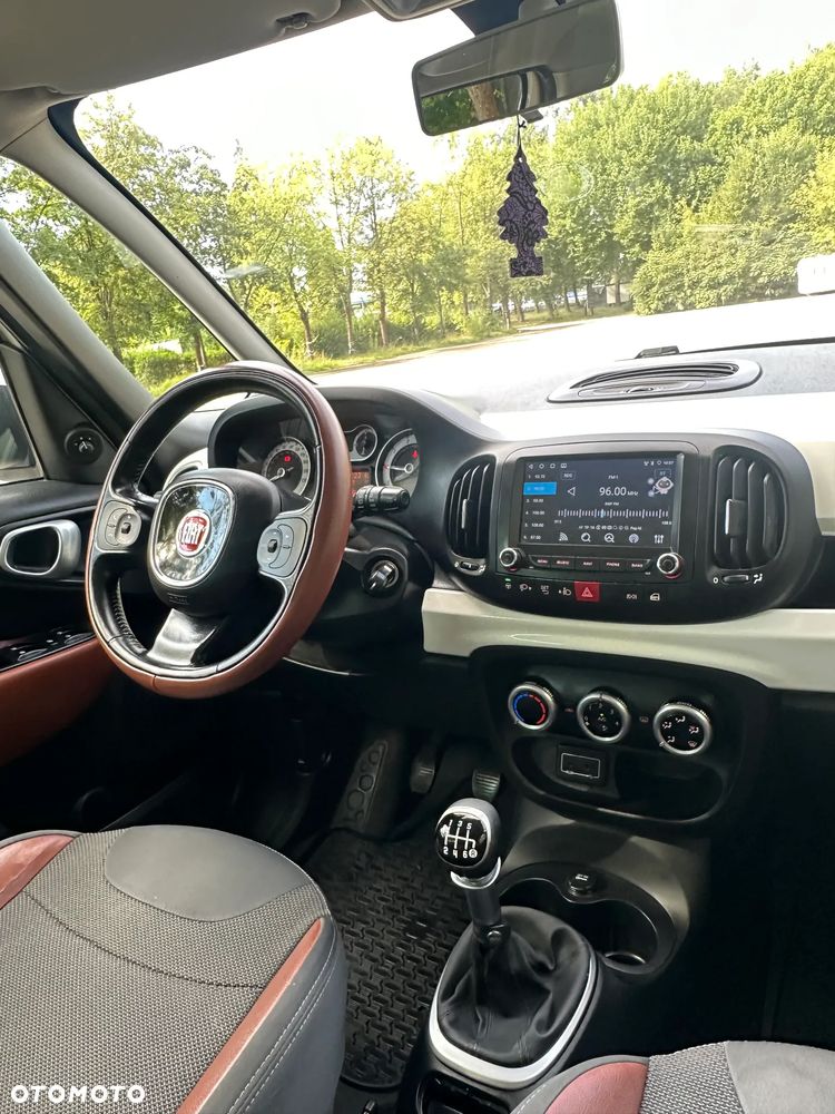 Fiat 500L 1.4 16V Urban - 15