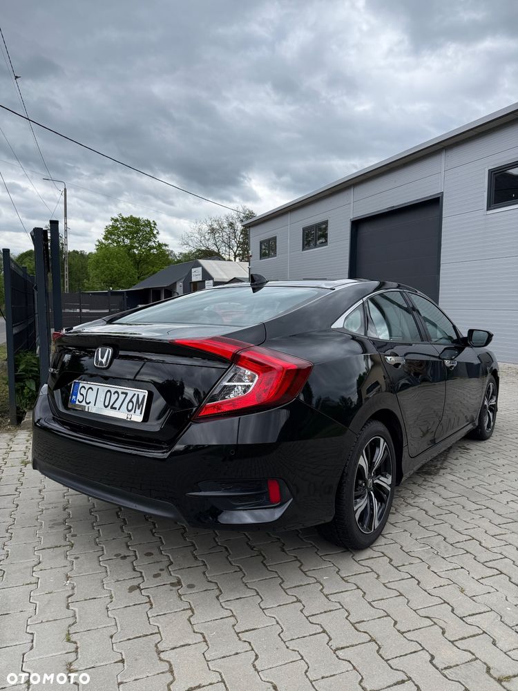 Honda Civic 1.5 T Elegance - 3