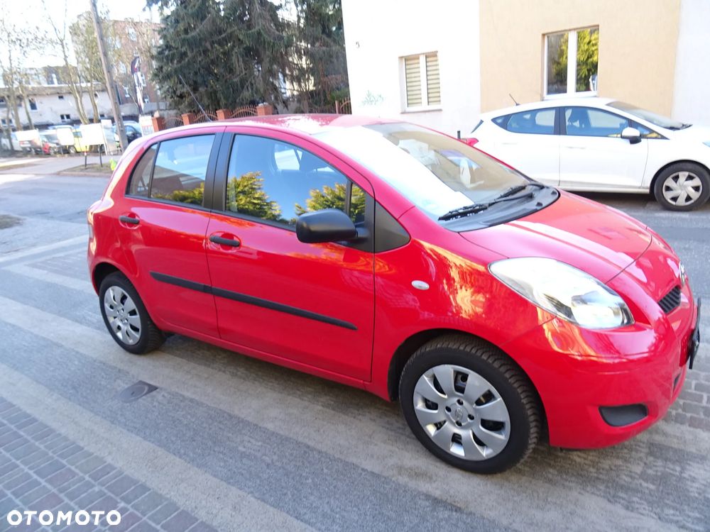 Toyota Yaris 1.0 Luna EU5 - 7