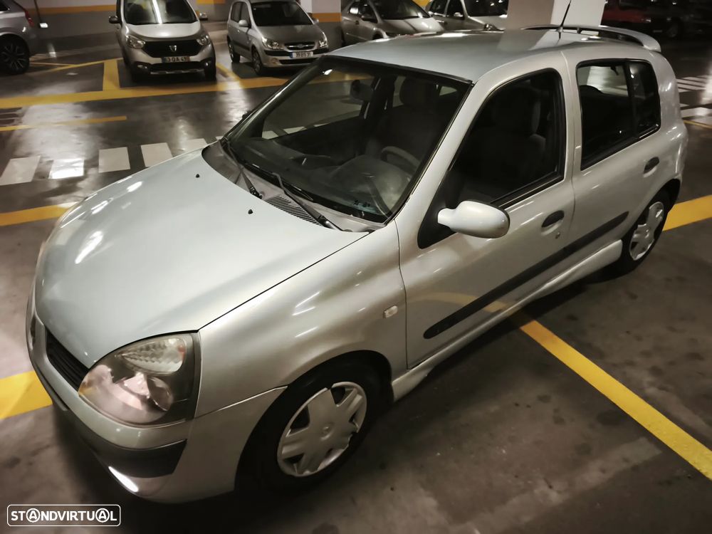 Renault Clio 1.2 Confort Authentique - 20
