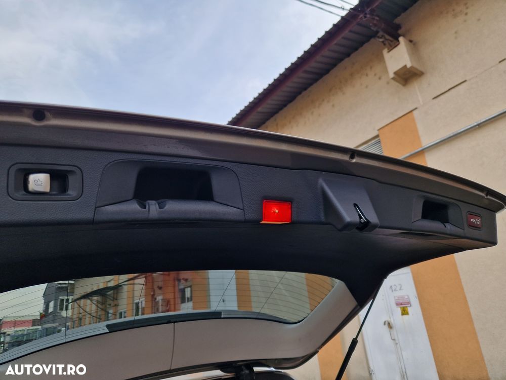 Mercedes-Benz GLC 220 d 4MATIC - 13