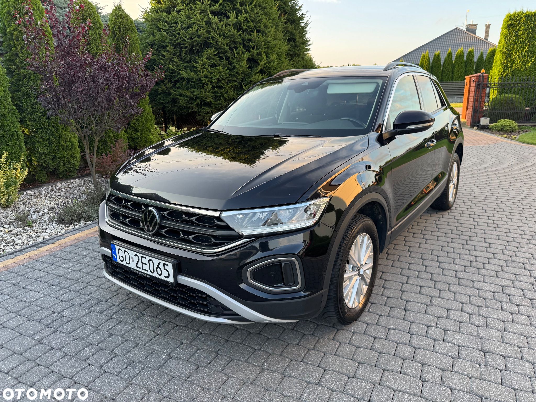 Volkswagen T-Roc 1.0 TSI Life - 1