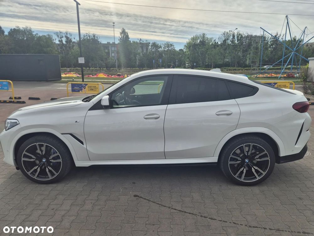 BMW X6 - 11