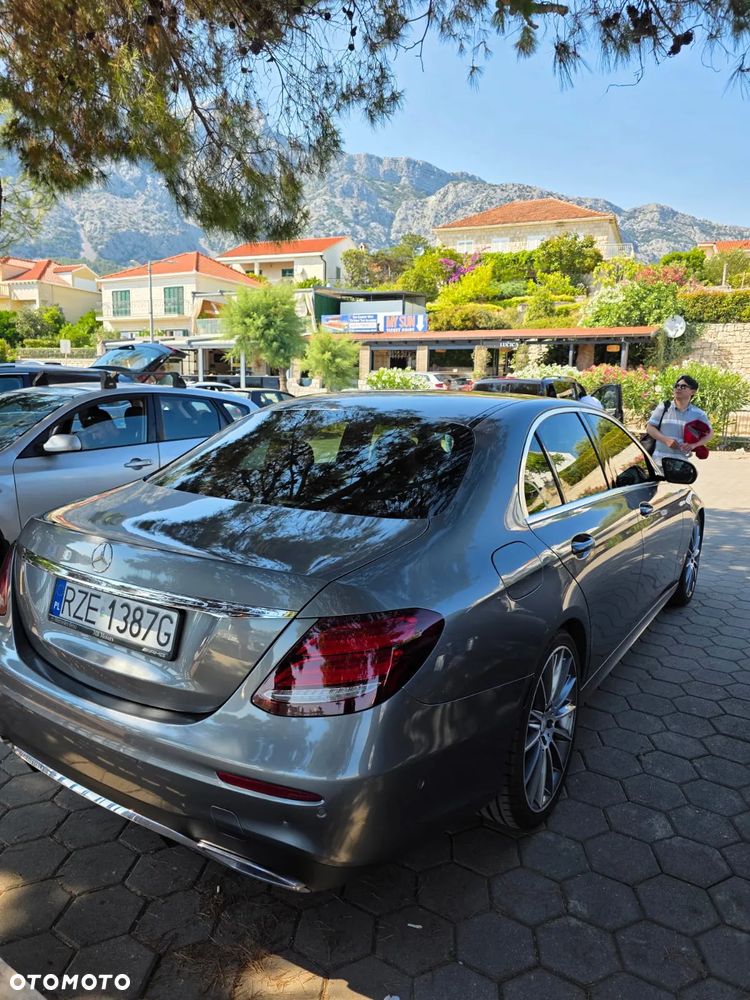 Mercedes-Benz Klasa E 220 d 9G-TRONIC AMG Line - 7
