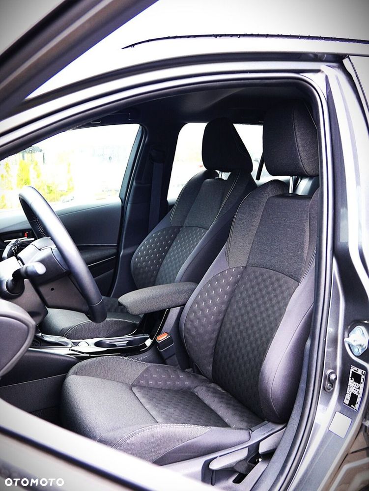Toyota Corolla 1.8 Hybrid Comfort - 16