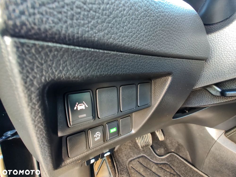 Nissan Qashqai 1.3 DIG-T DCT TEKNA - 22