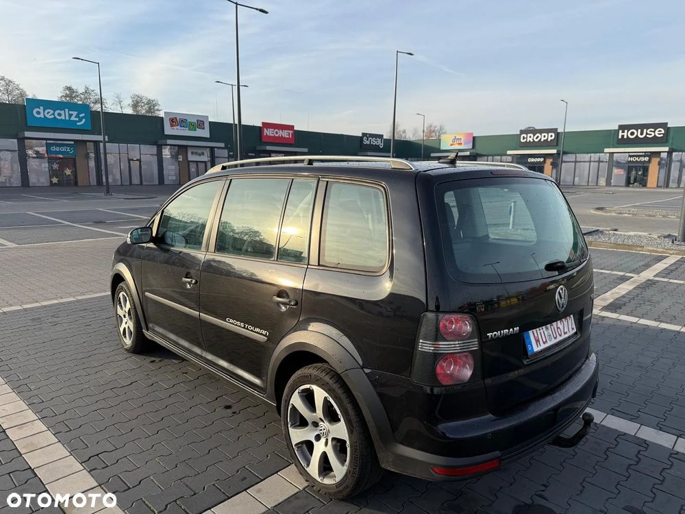 Volkswagen Touran Diesel Cross - 6