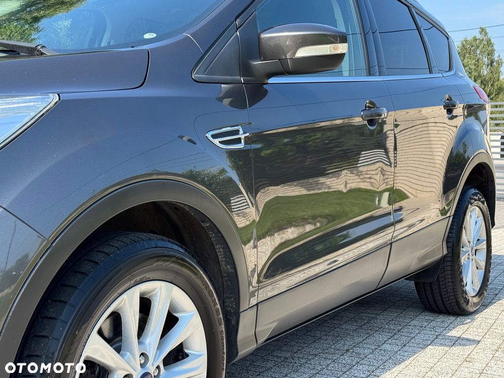 Ford Kuga 2.0 TDCi 2x4 Titanium - 6
