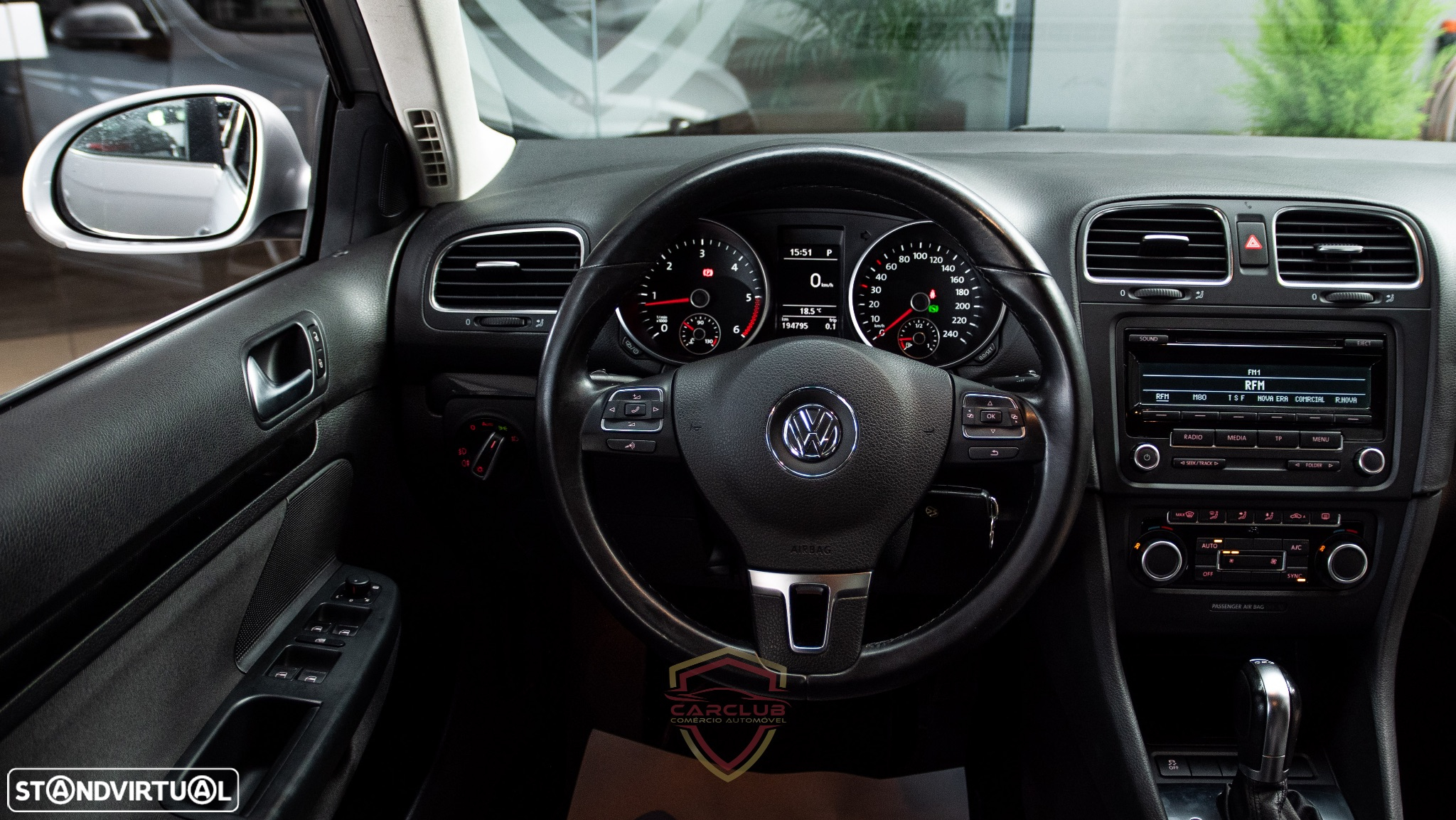 VW Golf Variant 2.0 TDi Confortline DSG - 17