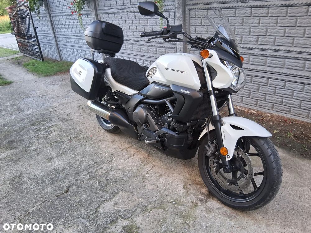 Honda CTX - 12