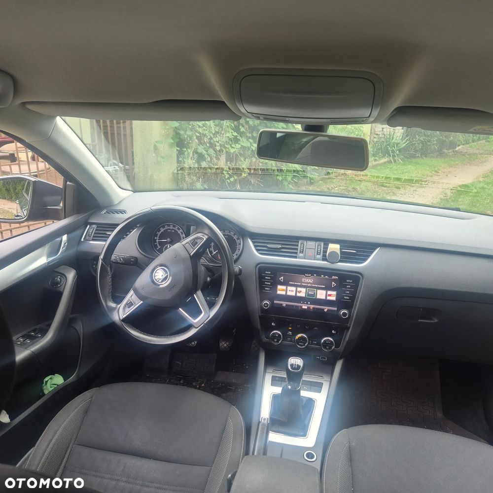 Skoda Octavia 1.6 TDI SCR Ambition - 6