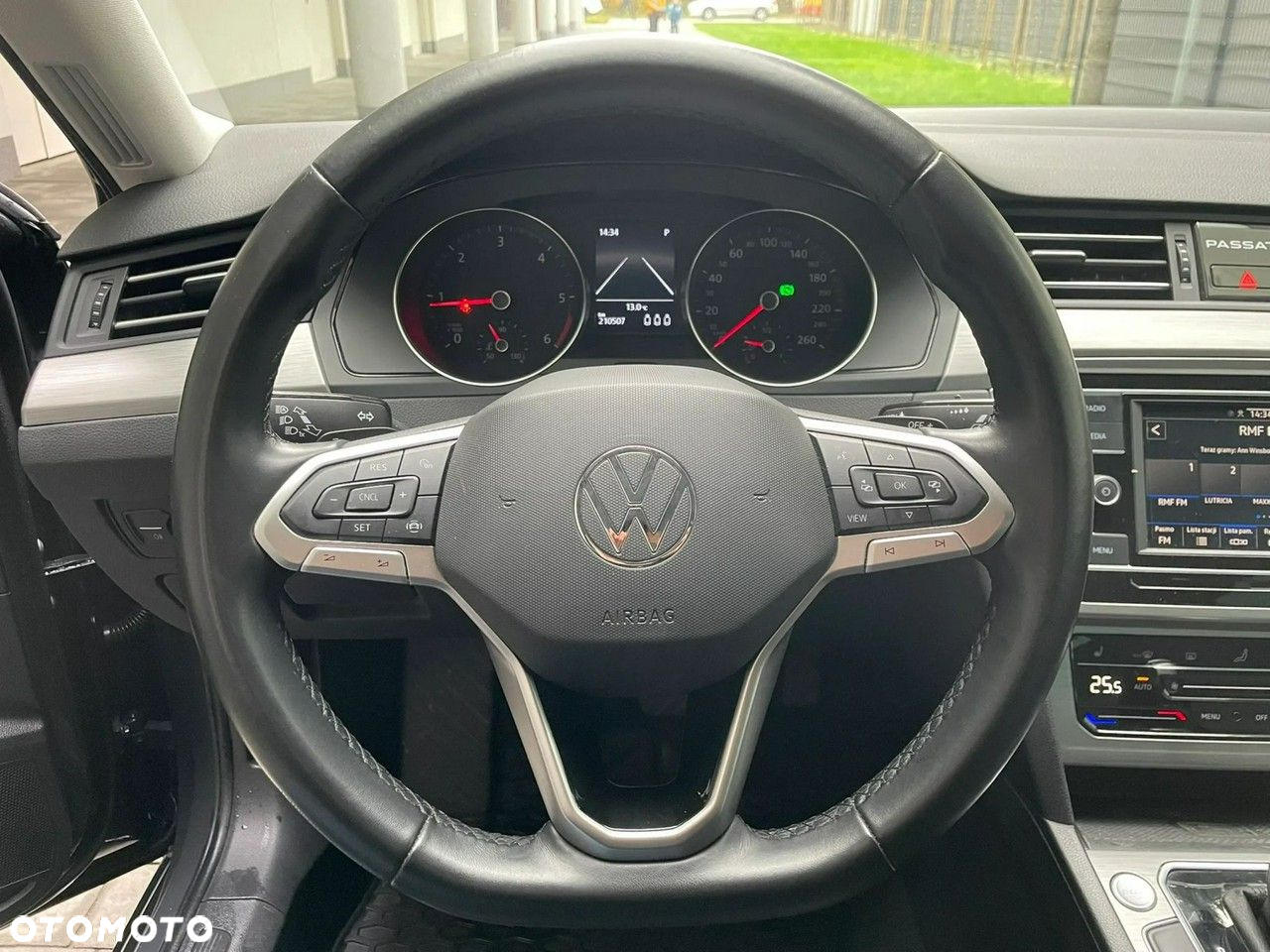 Volkswagen Passat 2.0 TDI EVO Essence DSG - 17