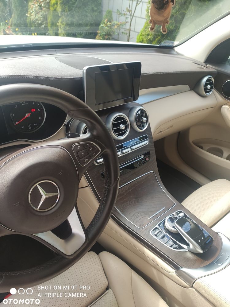 Mercedes-Benz GLC 220 d 4-Matic - 12