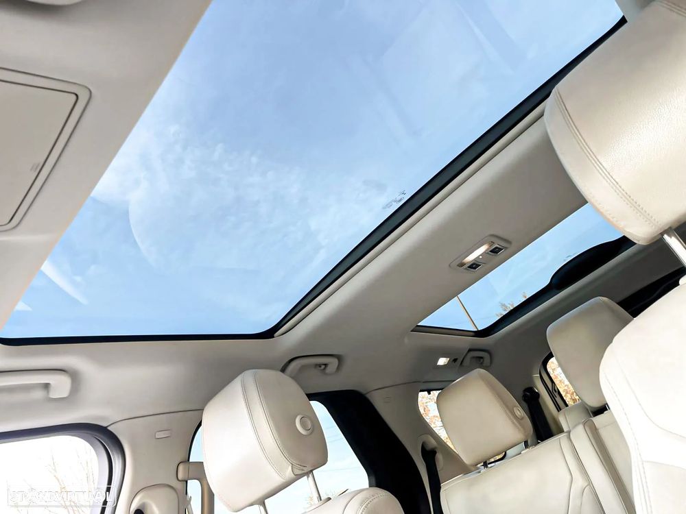 Land Rover Discovery 3.0 TD6 HSE Auto - 11