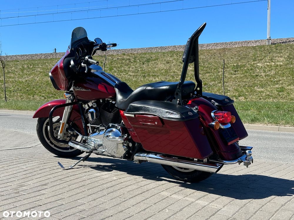 Harley-Davidson Touring Street Glide - 3