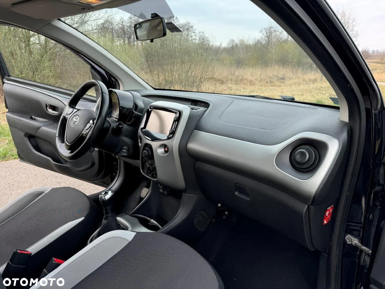 Toyota Aygo x-play - 6
