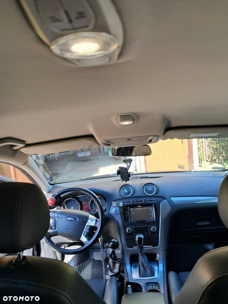 Ford Mondeo - 10