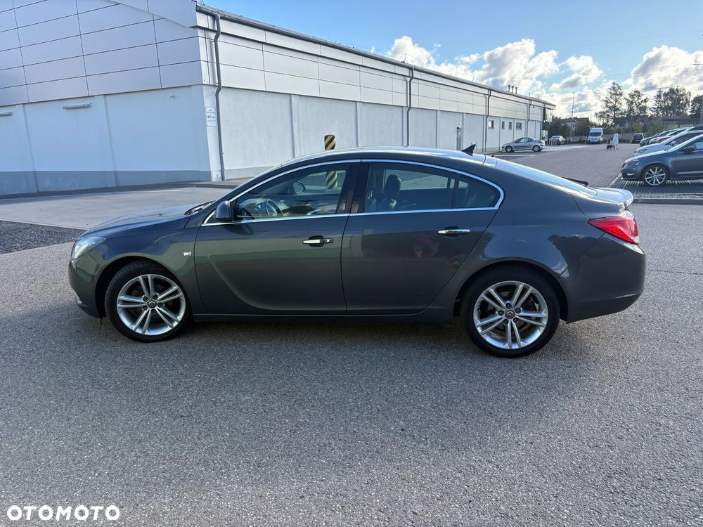 Opel Insignia - 10