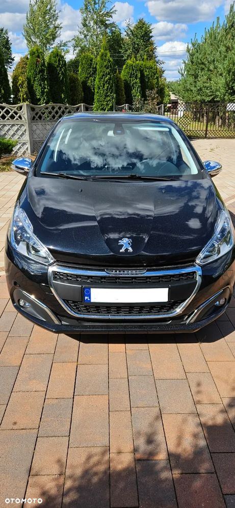 Peugeot 208 - 4