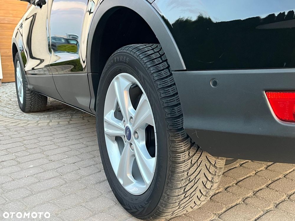Ford Kuga - 10