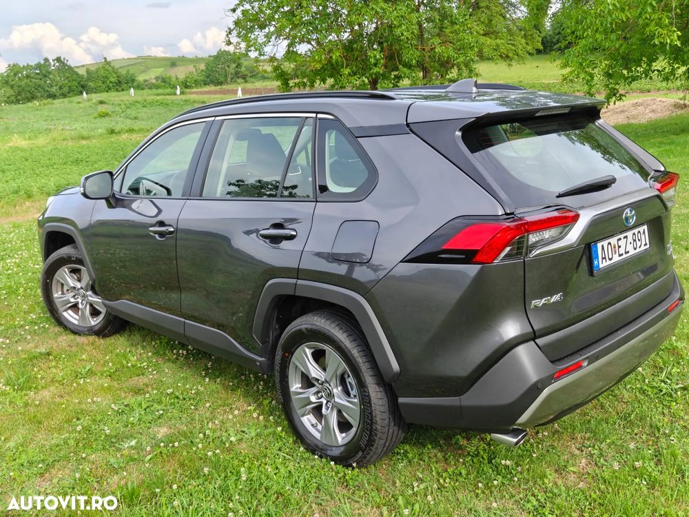 Toyota RAV4 - 3