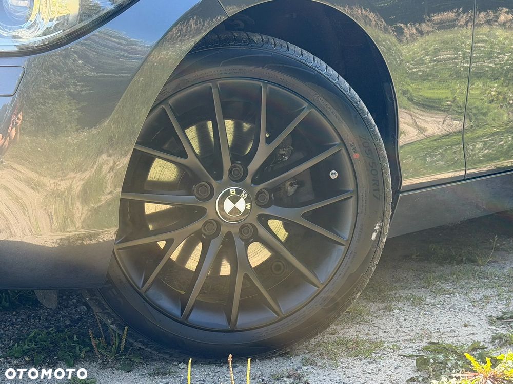 BMW Seria 1 125d - 14