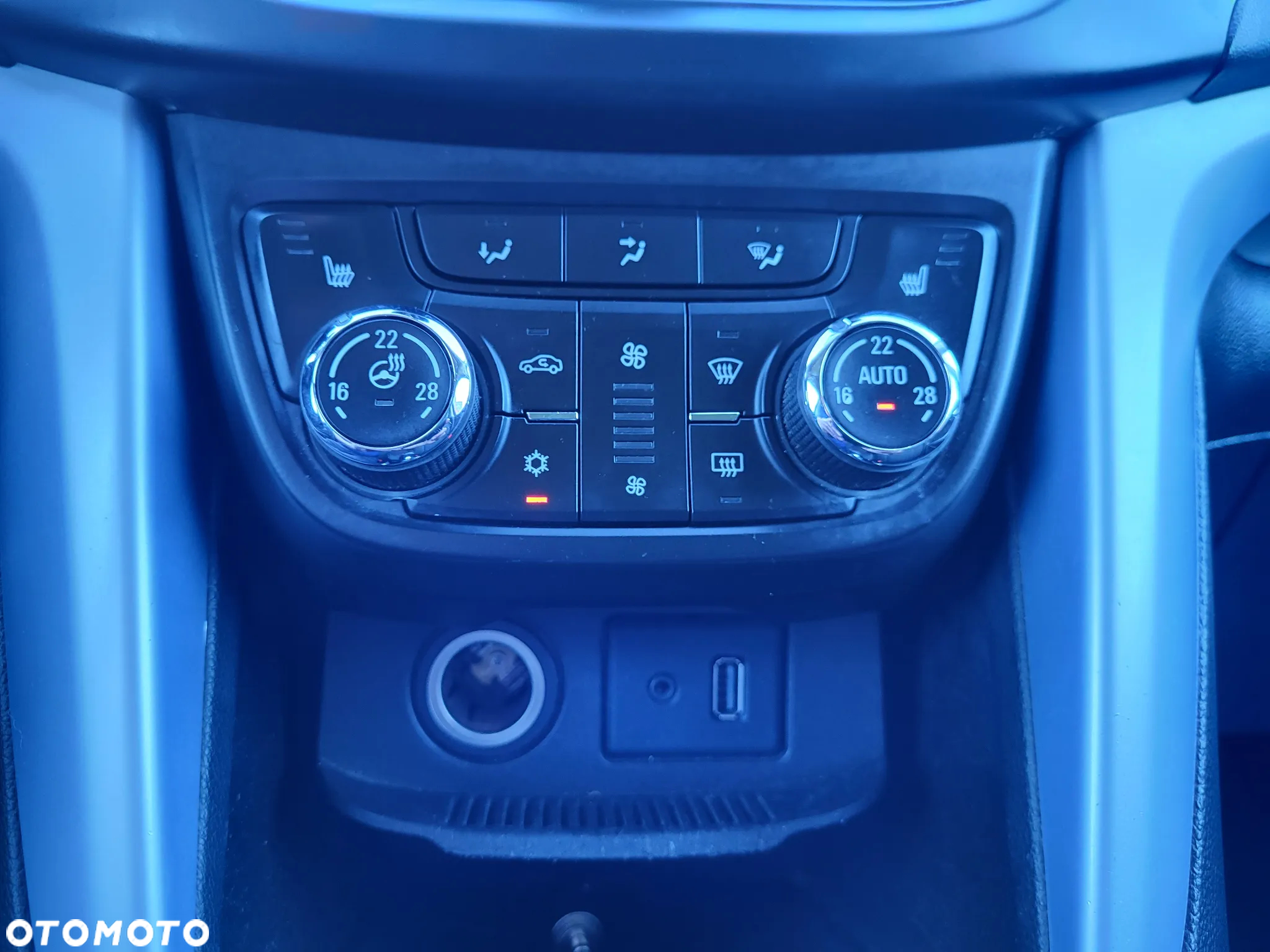 Opel Zafira Tourer 1.4 Turbo Edition - 35