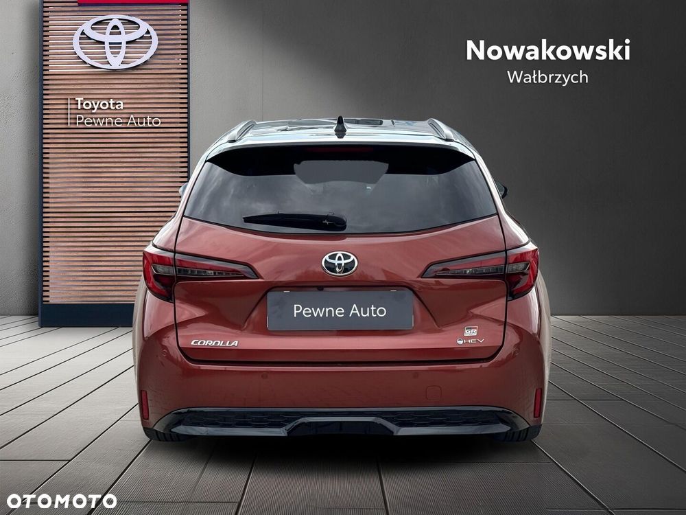 Toyota Corolla - 4