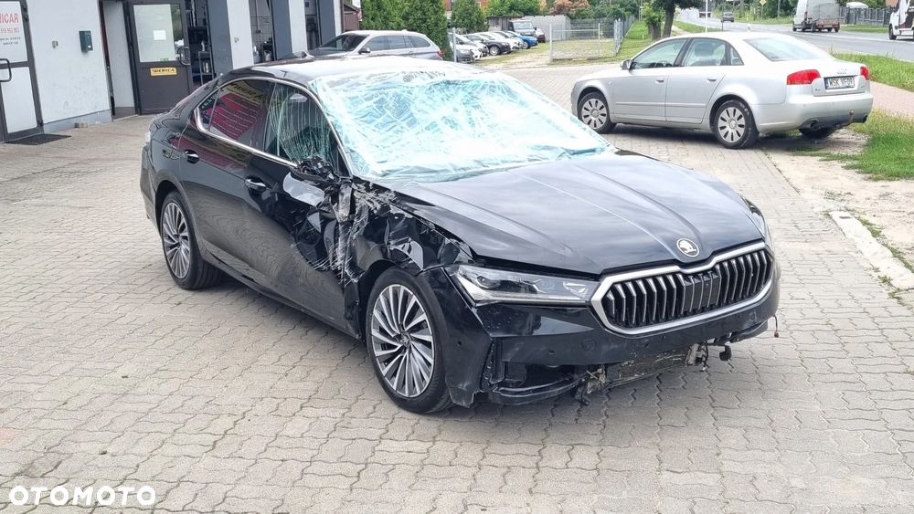 Skoda Superb 2.0 TDI SCR 4x4 L&K DSG - 3