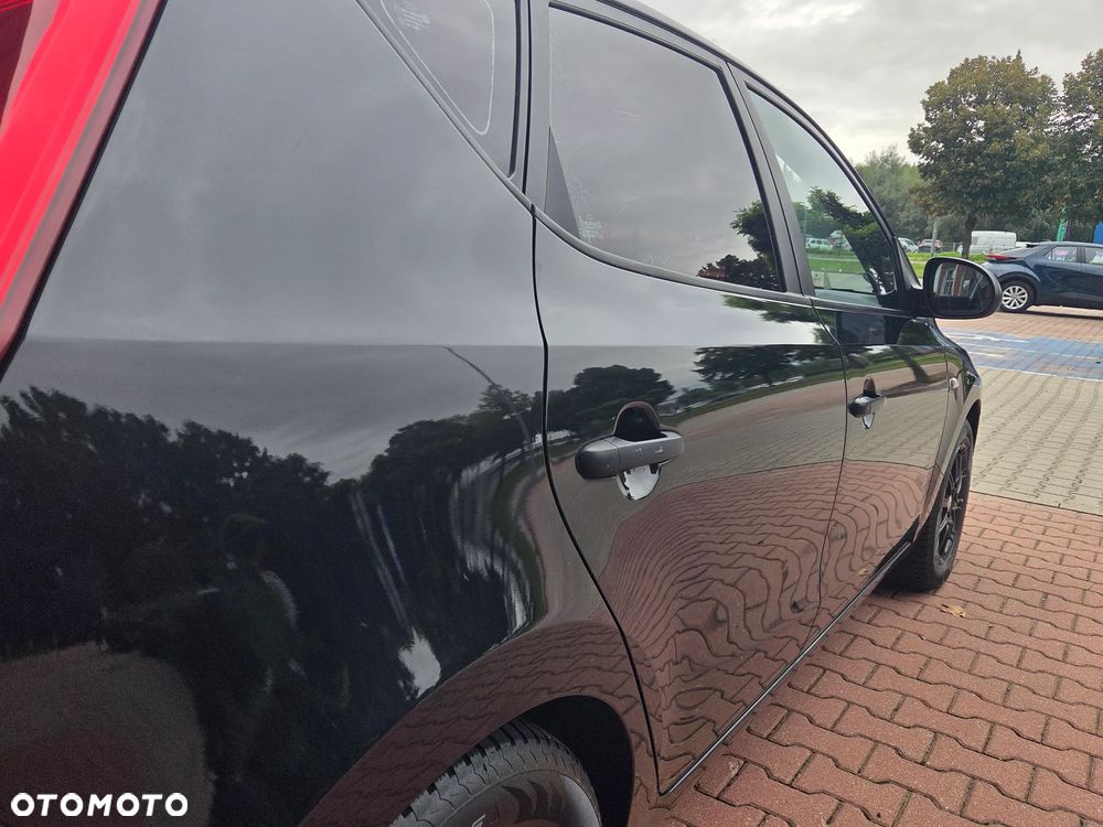 Hyundai i30 1.4 Blue Comfort - 16