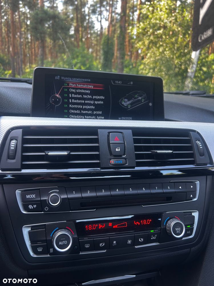 BMW Seria 3 316i M Sport - 23