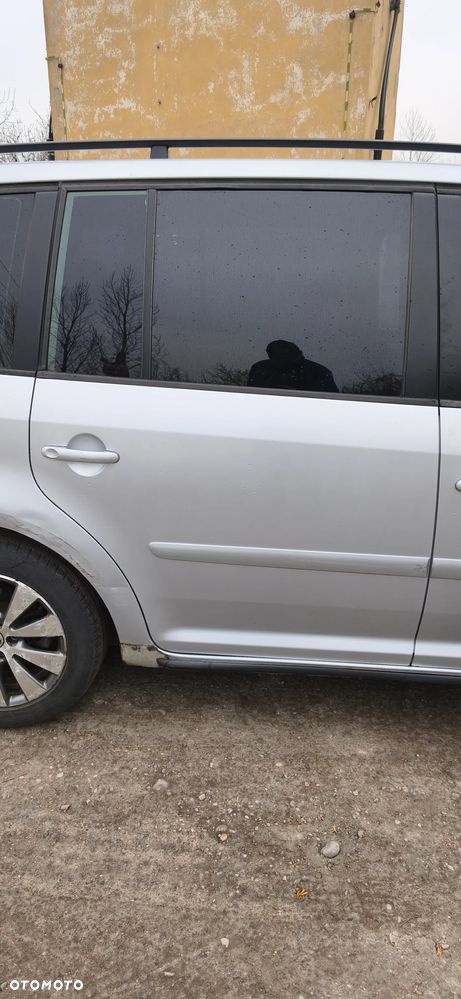 Drzwi kompletne VW Touran LA7W 03 10 Części Kierowcy Lewy przód lewy tył prawy przód prawy tył - 4