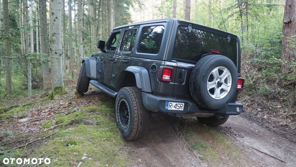 Jeep Wrangler 3.6 Unlim Night Eagle - 15
