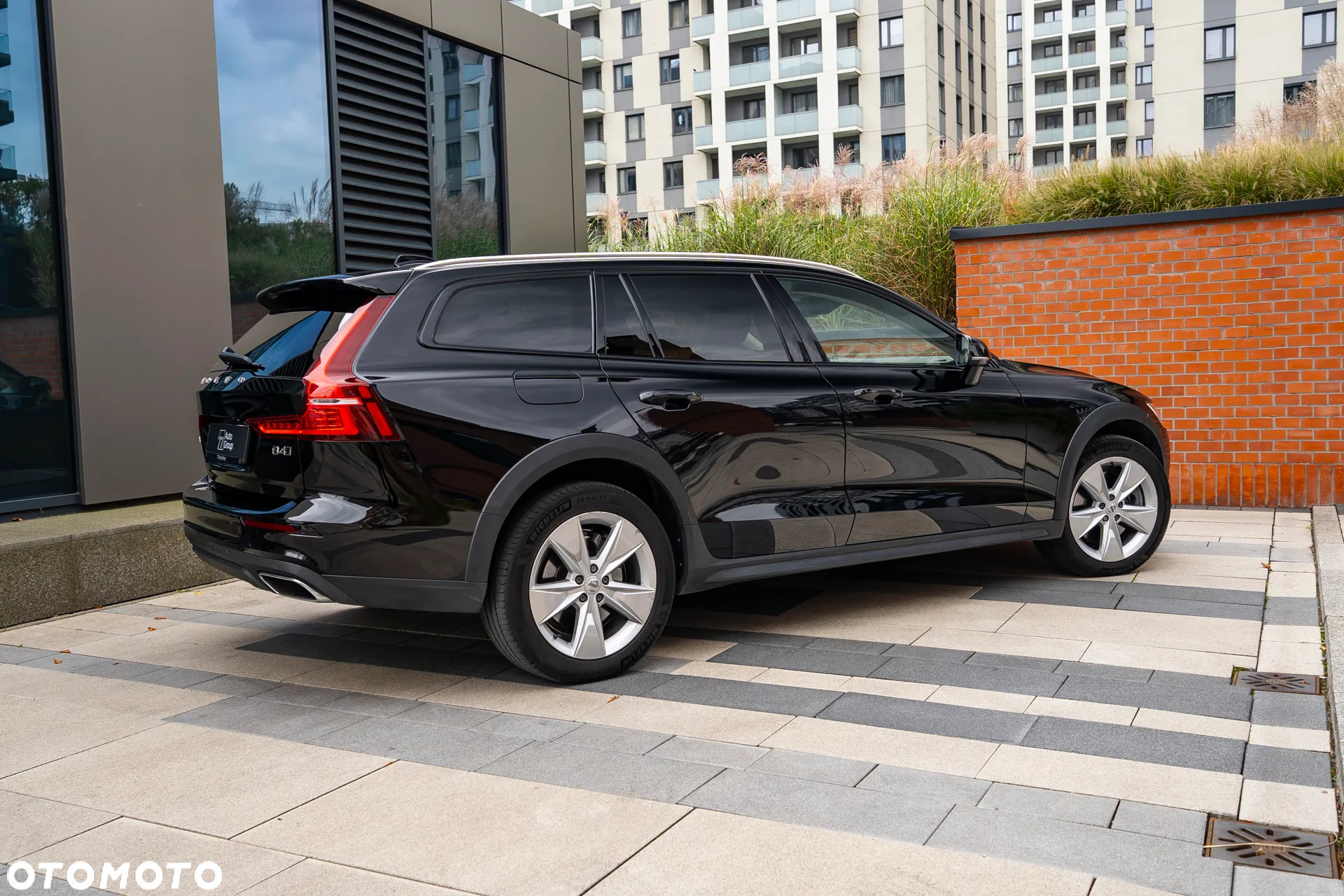 Volvo V60 Cross Country B4 D AWD Geartronic - 28