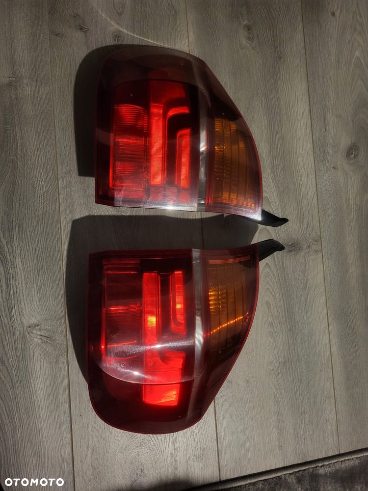 Bmw x5 e70 lampy tyl Europa - 5