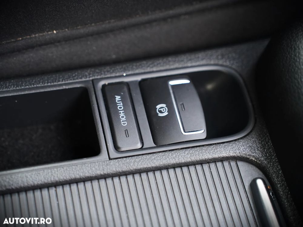 Volkswagen Tiguan - 26