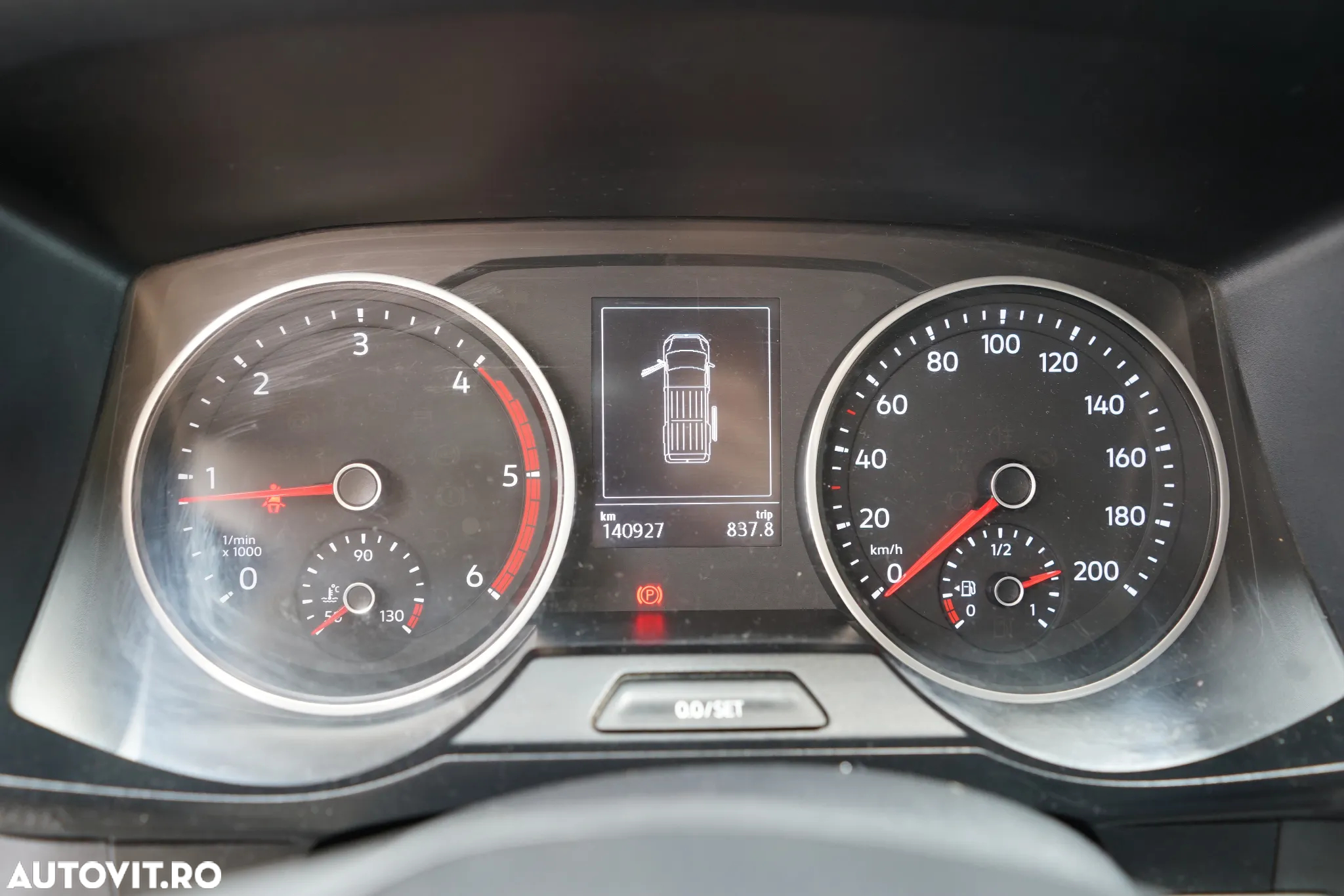 Volkswagen CRAFTER - 11