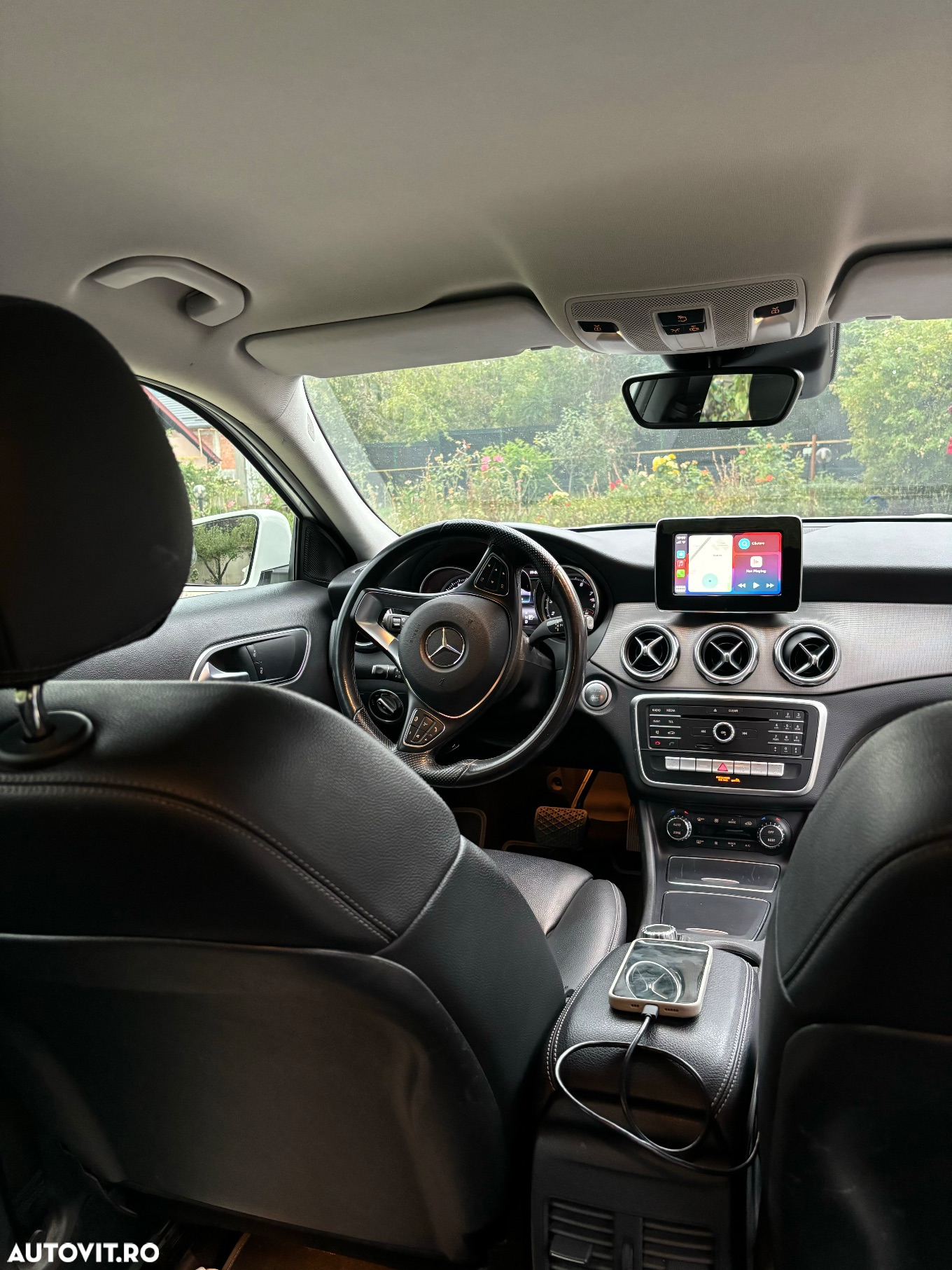 Mercedes-Benz GLA 180 7G-DCT - 4
