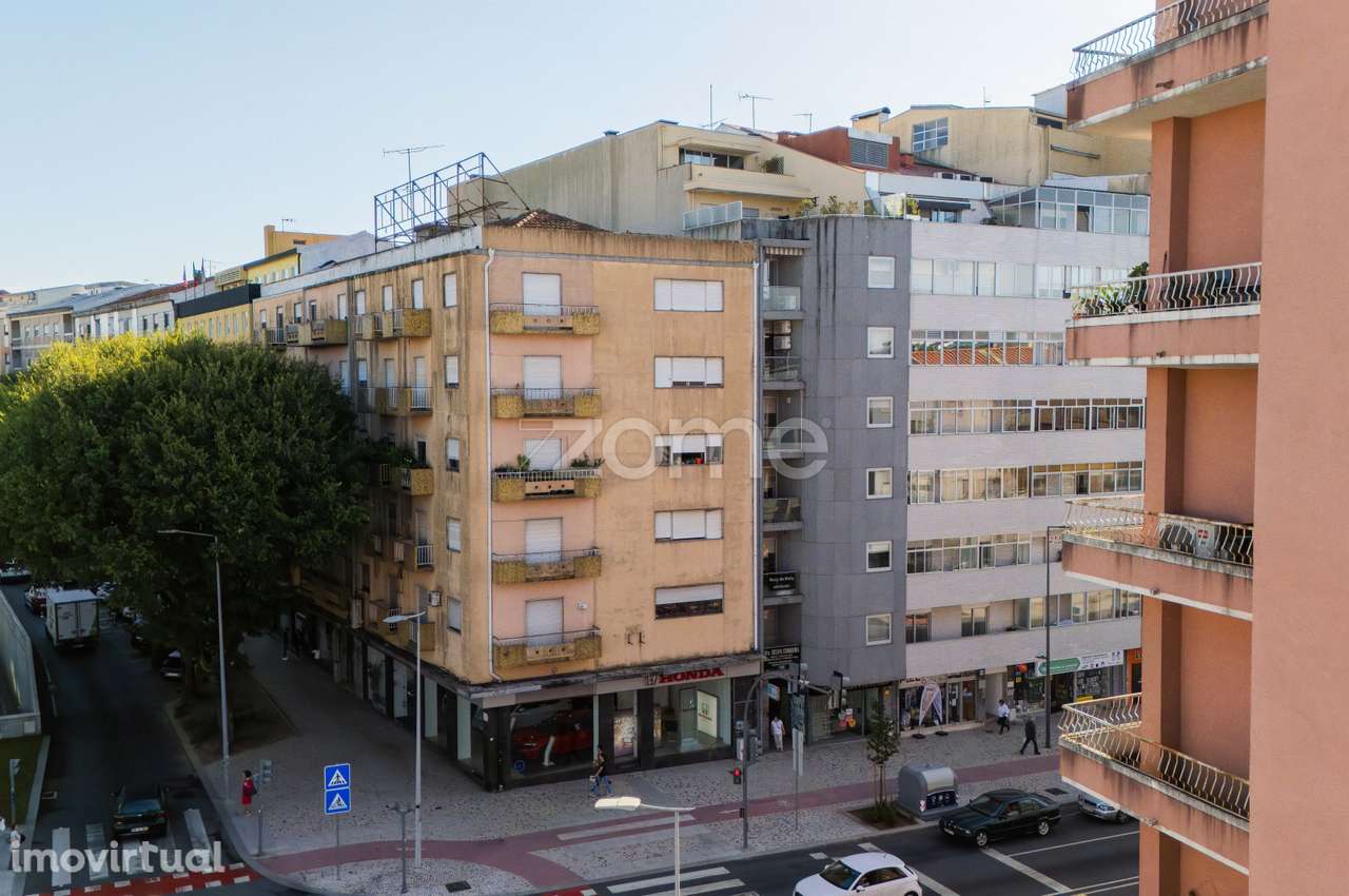 Apartamento T2 - Avenida da Liberdade - Braga - Grande imagem: 2/32