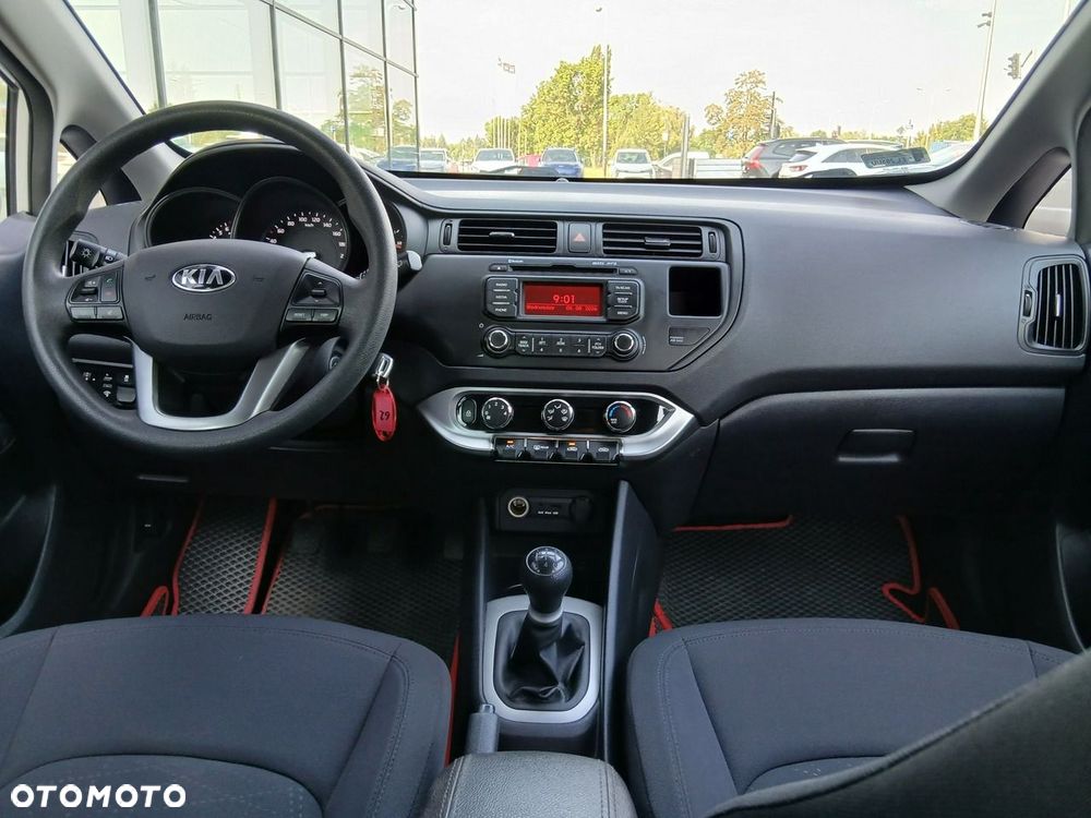 Kia Rio 1.2 L - 18