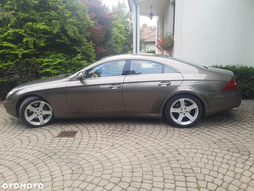 Mercedes-Benz CLS - 16
