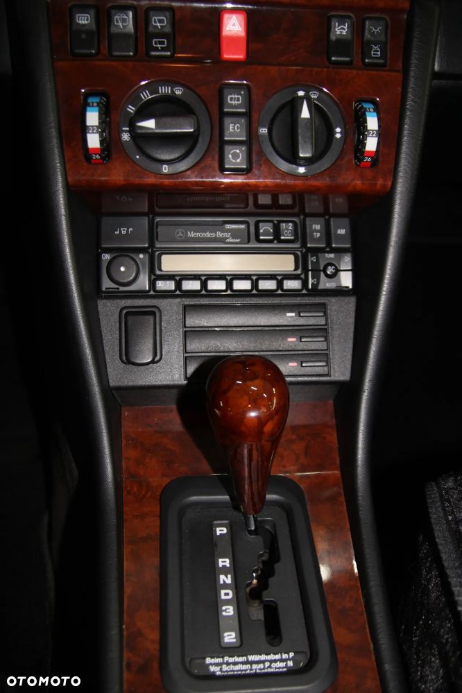 Mercedes-Benz W124 (1984-1993) - 33