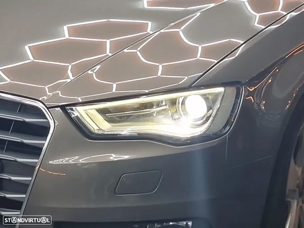 Audi A3 1.6 TDI (clean diesel) Ambiente - 4