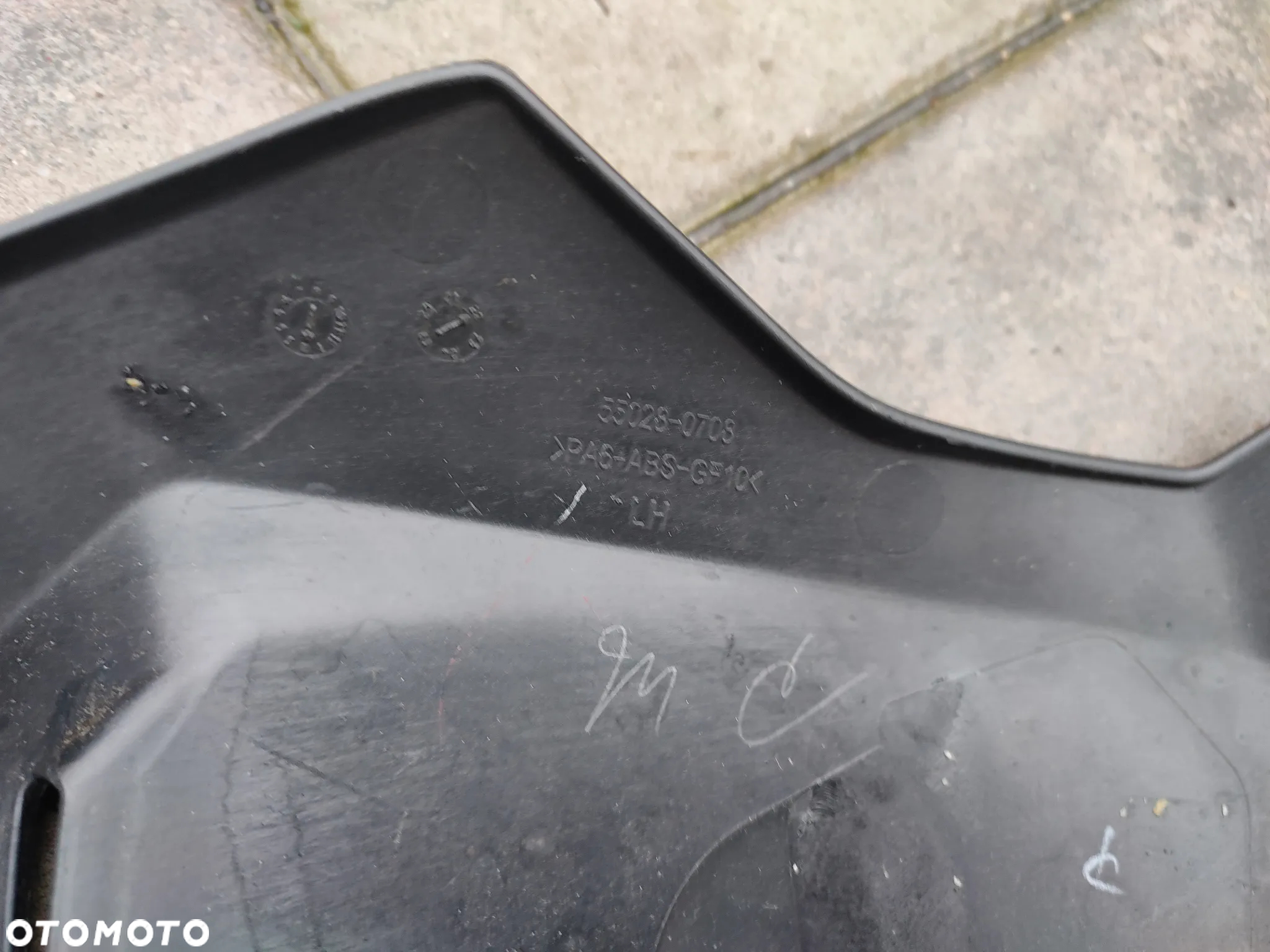 Osłona, owiewka, bok, boczek Kawasaki Z900 - 10