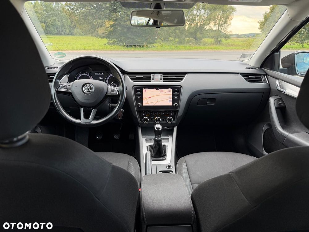 Skoda Octavia - 10